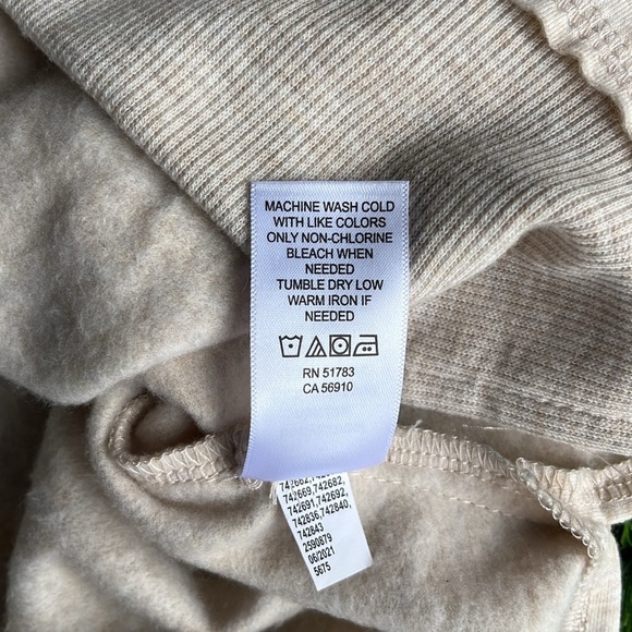 MAURICES Beige Floral Hoodie size medium - Picture 8 of 8